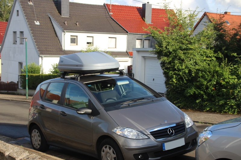 Dachbox auf einem Mercedes A-Klasse, z.B. in Otterberg