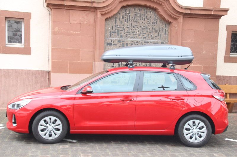 Kaiserslautern: Dachbox der Marke HAPRO mit 430 Liter Volumen auf einem Hyundai i30