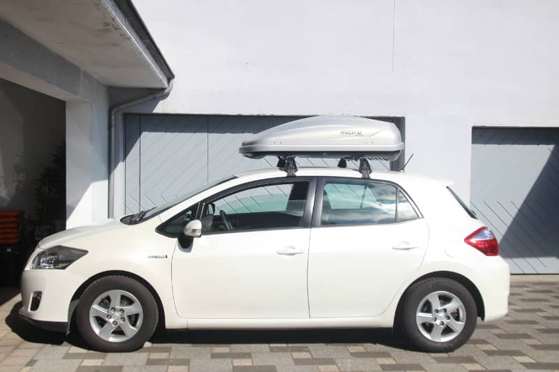Mölschbach: Dachbox 370 Liter auf einem Toyota Auris